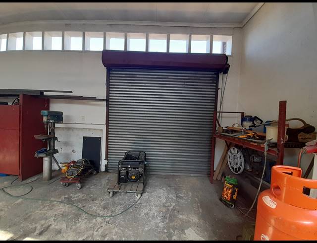 350M² WORKSHOP SOLD IN JET PARK
